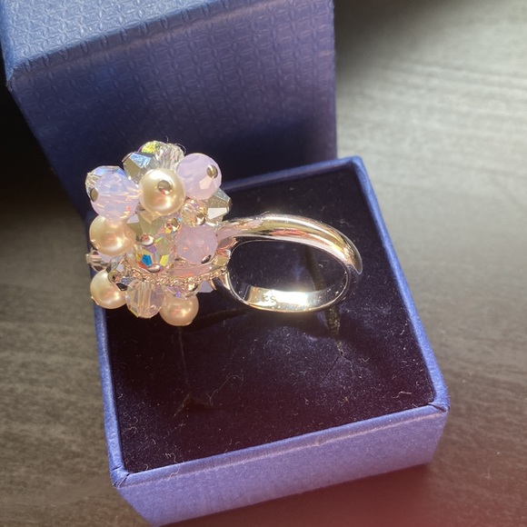 Swarovski Cocktail Ring - Picture 6 of 7